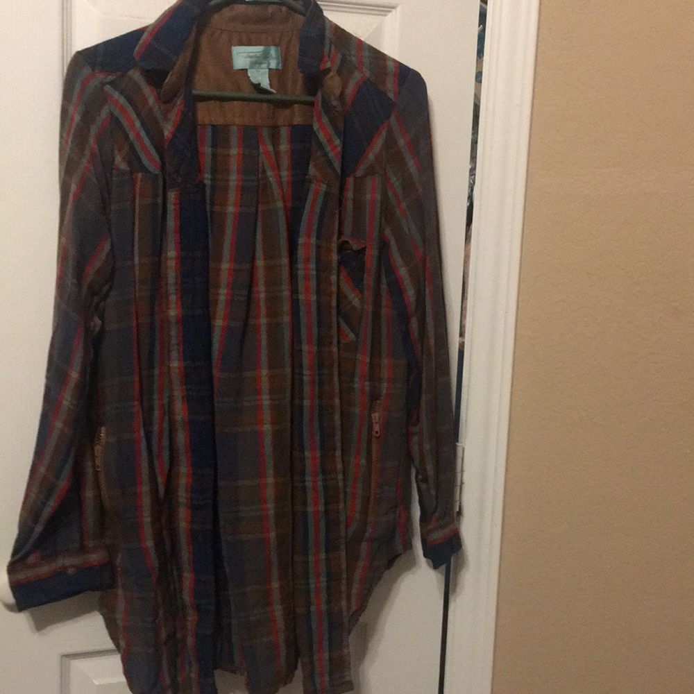 Plaid top
